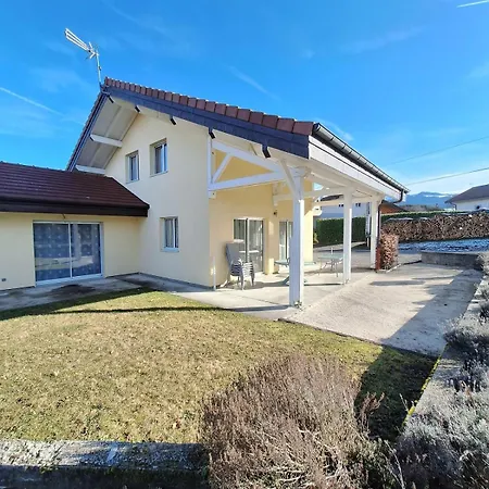 Holiday home La Maison Des Souvenirs - & Montagnes *